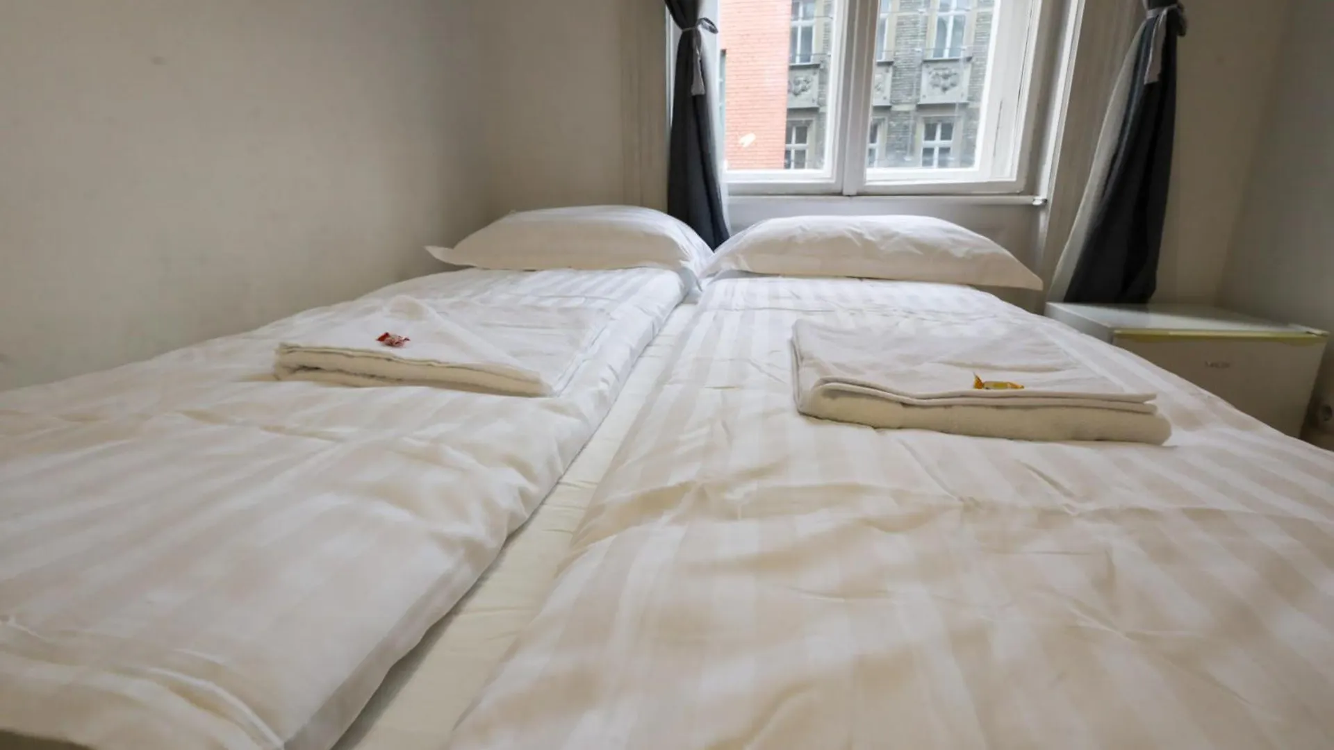 Pest-Port Apartment 4 Rooms For 16 Person Будапешт